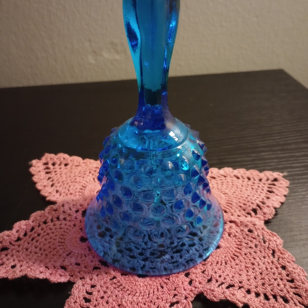 Fenton Glass Vintage colonial hobnail diner Bell.. - Picture 3 of 4